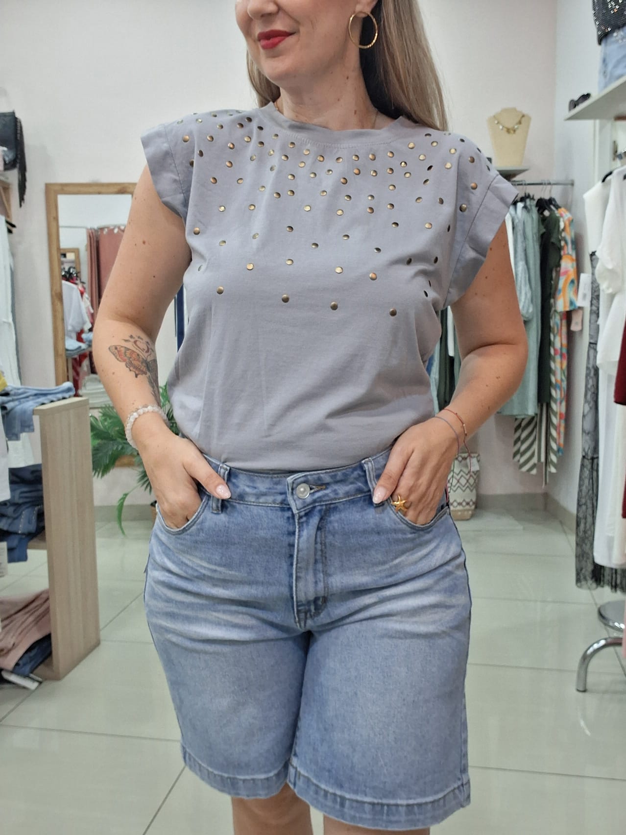 Camiseta Tachas